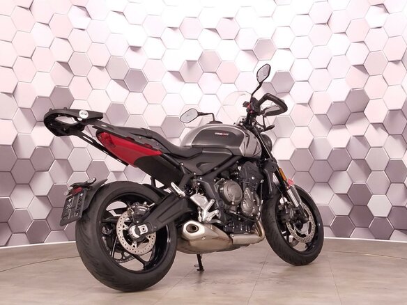 2021 Triumph Trident 660, серый, 727000 рублей - вид 6