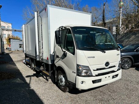 2023 Hino Series 300 (Dutro), белый, 8500000 рублей, вид 1