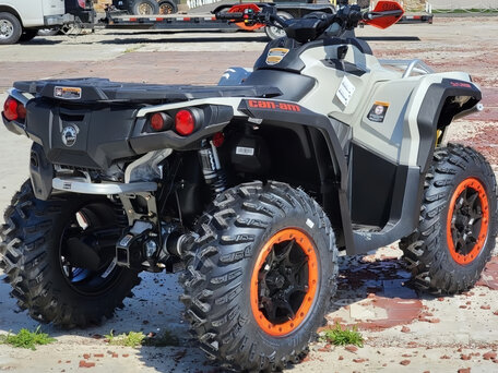 2024 BRP Can-Am Outlander X XC 1000R, серый, 1871700 рублей, вид 2