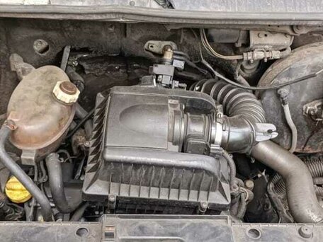 2010 Renault Master, белый, 1300000 рублей, вид 4