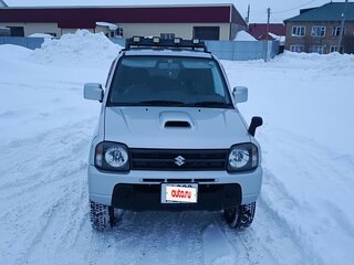 2011 Suzuki Jimny Kei car III Рестайлинг 1, серебристый, 1350000 рублей, вид 2