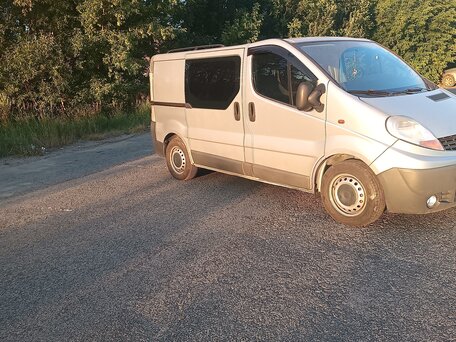 2007 Renault Trafic, серебристый, 970000 рублей, вид 4