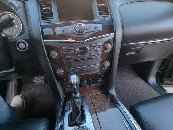 2011 Infiniti QX56 II, чёрный, 1950000 рублей - вид 7