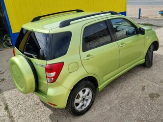 2006 Daihatsu Terios II, зелёный, 650000 рублей, вид 4