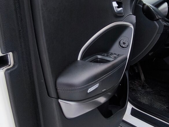 2014 Hyundai Santa Fe III, белый, 1500000 рублей - вид 10