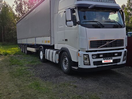 2004 Volvo FH, белый, 2550000 рублей, вид 2