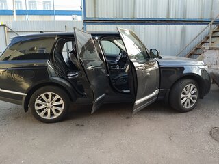 2015 Land Rover Range Rover IV, чёрный, 3400000 рублей, вид 4