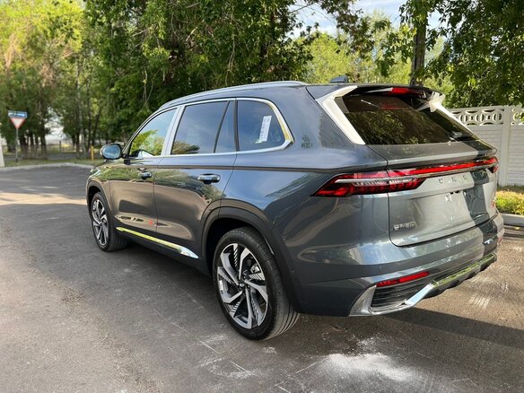 2023 Geely Monjaro (Xingyue L) I, серый, 3850000 рублей - вид 4