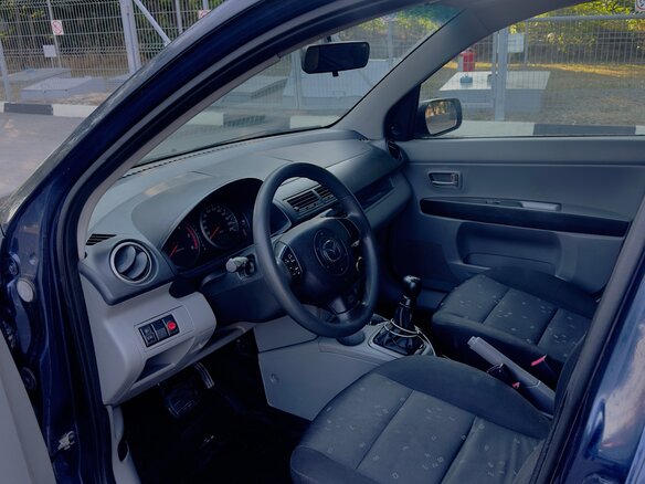 2004 Mazda 2 I (DY), синий - вид 5