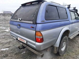 2000 Mitsubishi L200 III, серебристый, 780000 рублей, вид 4