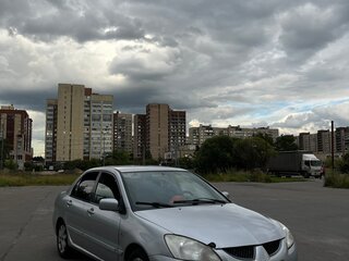 2004 Mitsubishi Lancer IX, серебристый, 160000 рублей, вид 3