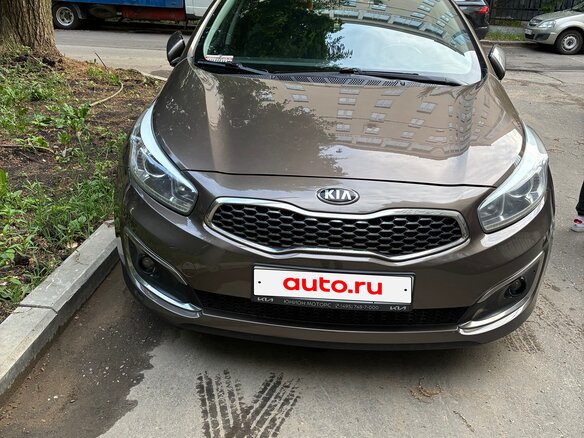 2017 Kia Ceed II Рестайлинг, коричневый, 1410000 рублей - вид 1