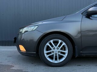 2010 Kia Cerato 6-speed II, коричневый, 749000 рублей, вид 5
