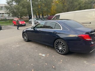 2016 Mercedes-Benz E-Класс 200 V (W213, S213, C238), синий, 2350000 рублей, вид 1
