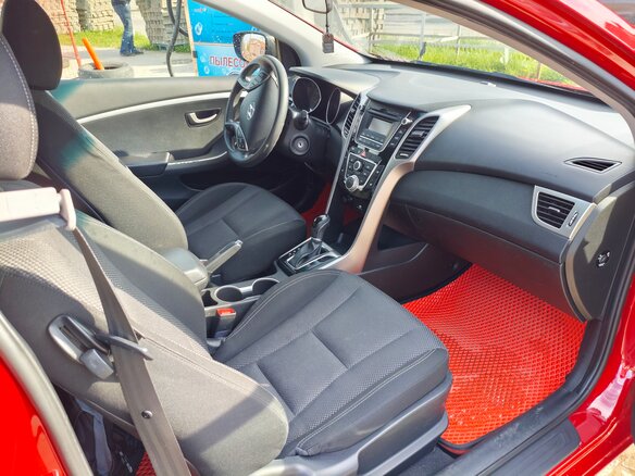 2014 Hyundai i30 II, красный, 870000 рублей - вид 5