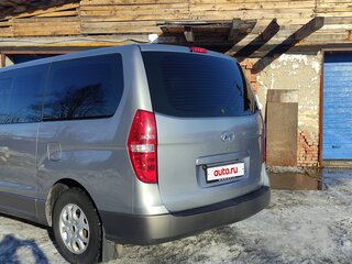 2013 Hyundai H-1 II, серебристый, 2000000 рублей, вид 3