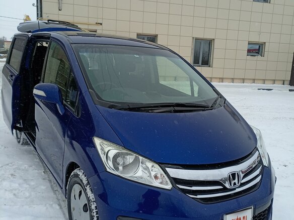 2014 Honda Freed I Рестайлинг 2, синий, 1150000 рублей - вид 1
