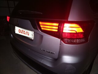 2016 Mitsubishi Outlander III Рестайлинг 2, серебристый, 1789000 рублей, вид 3