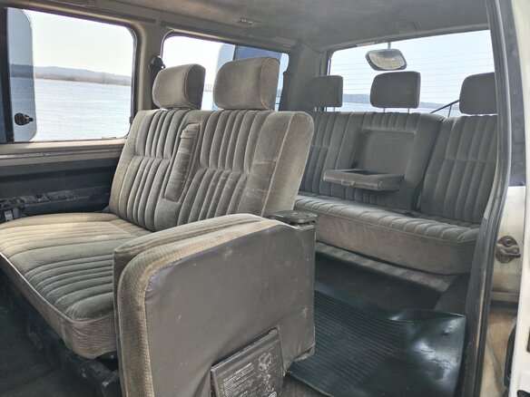 1990 Mitsubishi Delica III, белый, 500000 рублей - вид 21
