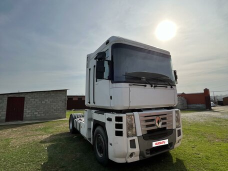 2003 Renault Magnum, белый, 2000000 рублей, вид 2