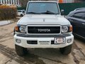 2022 Toyota Land Cruiser 71 70 Series Рестайлинг 1, белый, 7350000 рублей - вид 4