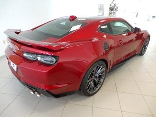 2022 Chevrolet Camaro ZL1 VI Рестайлинг, красный, 18535555 рублей, вид 5