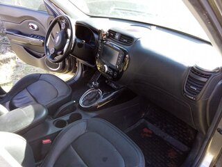 2019 Kia Soul II Рестайлинг, серебристый, 1600000 рублей, вид 5