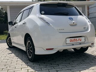 2016 Nissan Leaf 30kWh I (ZE0/AZE0), белый, 850000 рублей, вид 5