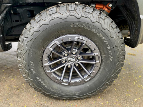2020 Ford F-150 Raptor XIII Рестайлинг, чёрный, 9400000 рублей - вид 31