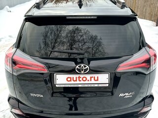 2019 Toyota RAV4 IV (XA40) Рестайлинг, чёрный, 2600000 рублей, вид 4