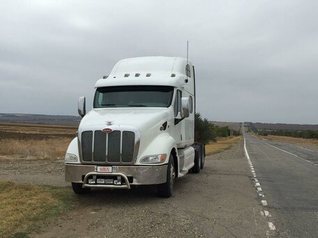 2008 Peterbilt 387, белый, 4320000 рублей, вид 1