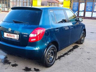 2012 Skoda Fabia II Рестайлинг, синий, 418000 рублей, вид 4