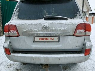 2008 Toyota Land Cruiser 200 Series, серебристый, 2800000 рублей, вид 1