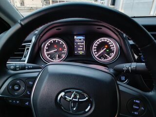 2019 Toyota Camry VIII (XV70), белый, 2490000 рублей, вид 5