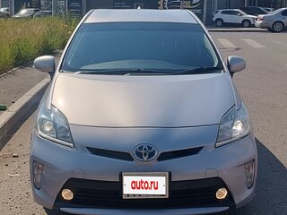 2011 Toyota Prius III Рестайлинг (XW30), белый, 968000 рублей, вид 1