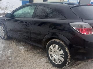 2010 Opel Astra GTC H Рестайлинг, чёрный, 485000 рублей, вид 5