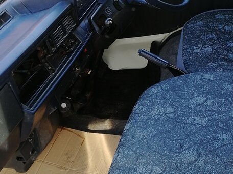 1989 Toyota TownAce, белый, 650000 рублей, вид 4