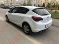 2011 Opel Astra J, белый, 725000 рублей - вид 3