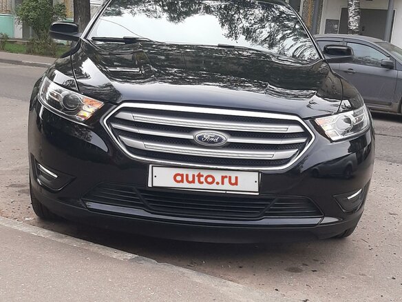 2017 Ford Taurus VI Рестайлинг, чёрный, 2300000 рублей - вид 2