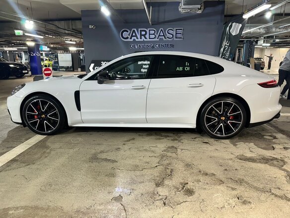 2017 Porsche Panamera 4 II, белый, 5900000 рублей - вид 3