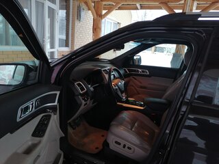 2013 Ford Explorer V, чёрный, 1600000 рублей, вид 4