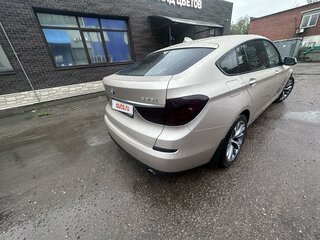 2011 BMW 5 серии Gran Turismo 535i xDrive VI (F10/F11/F07), бежевый, 1800000 рублей, вид 4