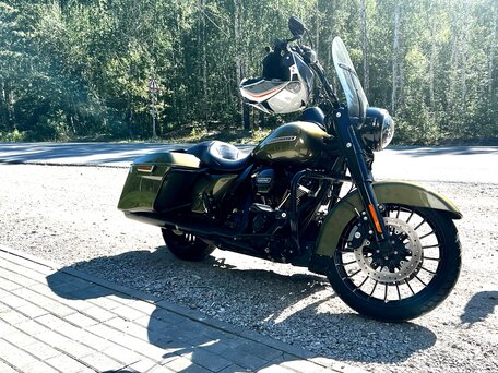 2018 Harley-Davidson Road King, зелёный, 1850000 рублей, вид 3