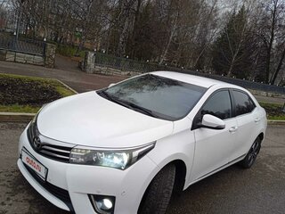 2013 Toyota Corolla XI (E160, E170, E180), белый, 1300000 рублей, вид 2