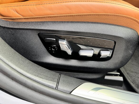 2019 BMW 7 серии Long 730Ld xDrive VI (G11/G12) Рестайлинг, серый, 5000000 рублей - вид 7