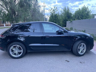 2021 Porsche Macan I Рестайлинг, чёрный, 6500000 рублей, вид 2