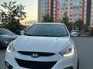 2014 Hyundai ix35 I Рестайлинг, белый, 1300000 рублей, вид 2