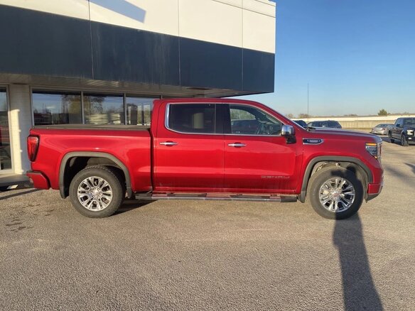 2024 GMC Sierra Crew Cab IV Рестайлинг, красный, 9469029 рублей - вид 1