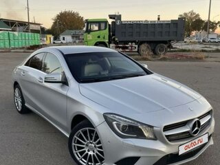 2014 Mercedes-Benz CLA 200 I (C117, X117), серебристый, 1600000 рублей, вид 3