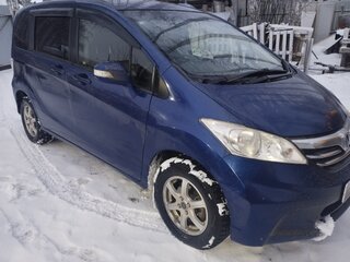 2012 Honda Freed I Рестайлинг, синий, 1400000 рублей, вид 4